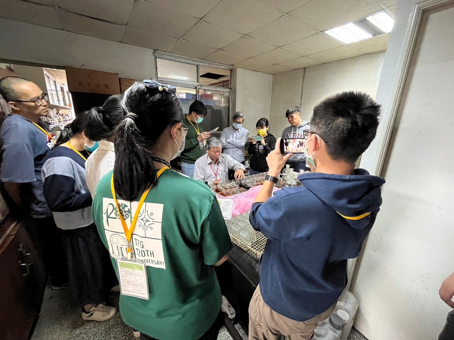 LINE_ALBUM_112寒假顯微技術學_240219_23 LINE_ALBUM_112寒假顯微技術學_240219_23